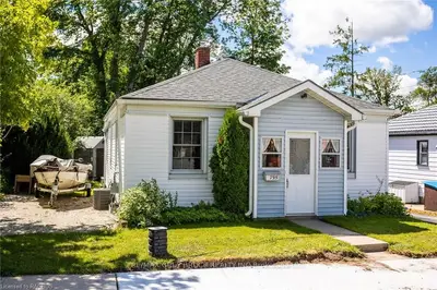 795 6TH Street E, Owen Sound, ON N4K 1G6