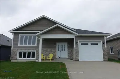 320 Lewis Road 144, Huron-kinloss, On N2z 0a4