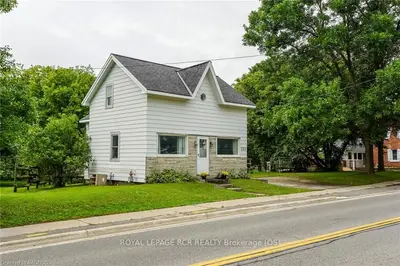 154 TORONTO Street, Chatsworth, ON N0H 1G0