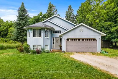 120 EAST Street, Grey Highlands, ON N0C 1E0