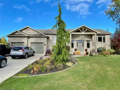 38 TANYA Crescent, Huron-Kinloss, ON N2Z 0C4
