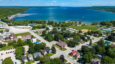 537 CLAUDE Street, South Bruce Peninsula, ON N0H 2T0