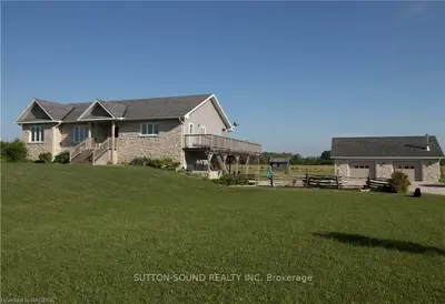 395 Spry Rd, Northern Bruce Peninsula, On, N0h 1w0