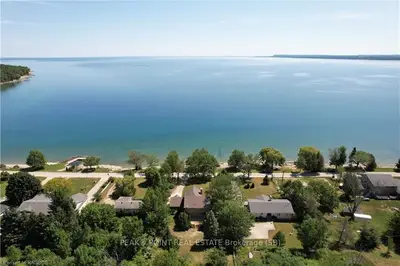 339704 PRESQU'ILE Road, Georgian Bluffs, ON N0H 5N4