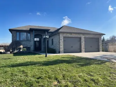 907 19TH Street W, Georgian Bluffs, ON N4K 6V5