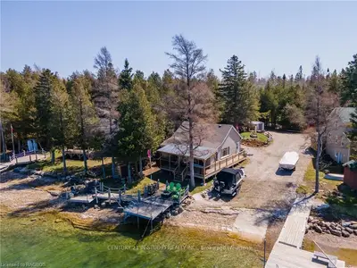 44 GREEN CEDAR Drive, Northern Bruce Peninsula, ON N0H 1W0