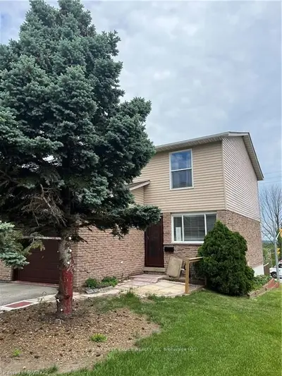 60 LILA Road, Owen Sound, ON N4K 6C2