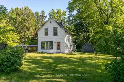 1804 8TH Avenue W, Georgian Bluffs, ON N4K 6V5