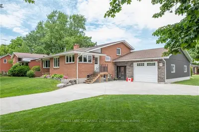 71 Queen Street, Huron-Kinloss, ON N0G 2R0