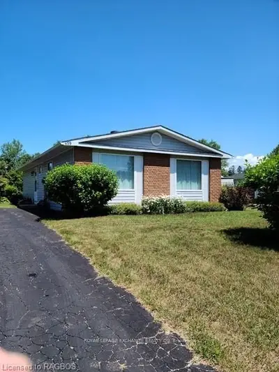 459 PROVINCIAL Street, Saugeen Shores, ON N0H 2C1