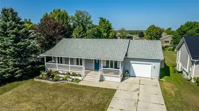 31 MAIN Street, Kincardine, ON N2Z 1W8