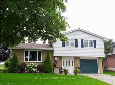 550 Thede Drive, Saugeen Shores, On N0h 2c4