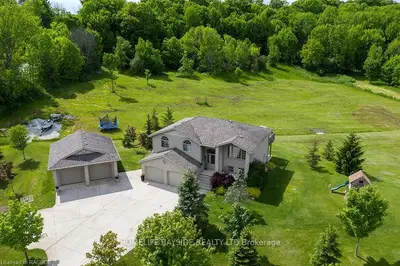 829 24th Street W, Georgian Bluffs, On N4k 6v5