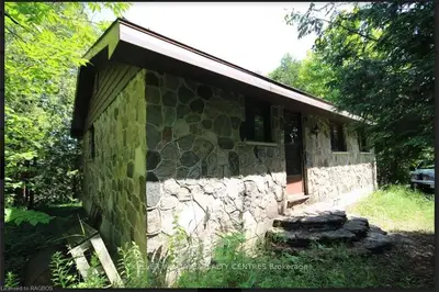 17 Apple Lane, South Bruce Peninsula, On N0h 2t0