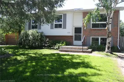 875 Andrew Malcolm Drive, Kincardine, On N2z 1m8
