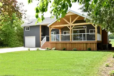 20 Lake Drive, South Bruce Peninsula, On N0h 1a0
