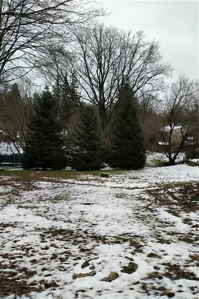 226 NORMANBY Street N, Wellington North, ON N0G 2L1