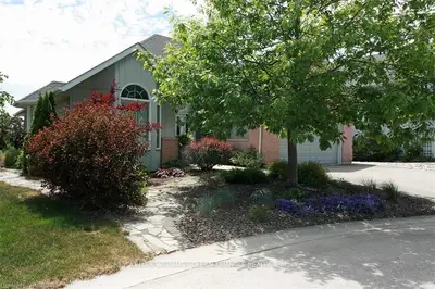 58 Ellen Avenue, Brockton, On N0g 2v0