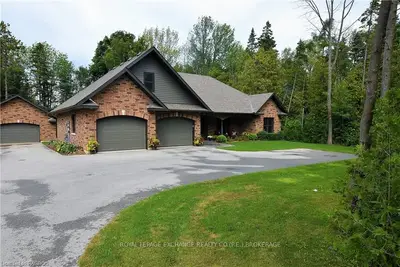 428 Bruce Road 13, Saugeen Shores, On, N0h 2l0