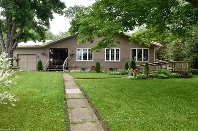 1237 Sauble Falls Road, South Bruce Peninsula, On N0h 2g0