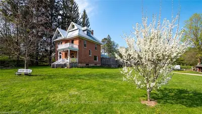 440 PRINCESS Street, Georgian Bluffs, ON N0H 2K0