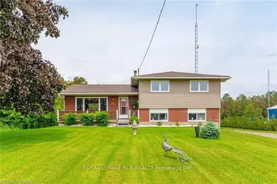 9107 6, Wellington North, ON, N0G 2E0