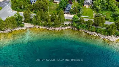 66 BAY Street S, Northern Bruce Peninsula, ON N0H 2R0