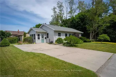 56 WATER Street, Saugeen Shores, ON N0H 2L0