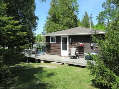 10 SUCKER CREEK Lane, South Bruce Peninsula, ON N0H 2T0