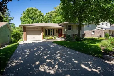 803 GREEN Street, Saugeen Shores, ON N0H 2C4