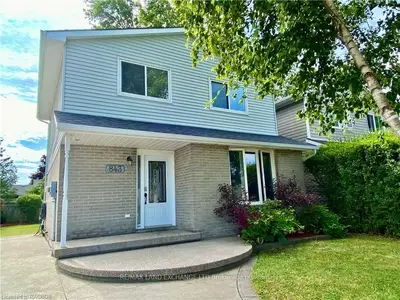 843 WALSH Street, Kincardine, ON N2Z 1N8