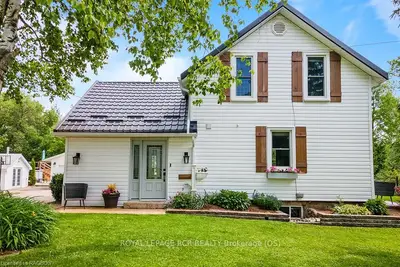 1 VICTORIA Street, Grey Highlands, ON N0C 1E0
