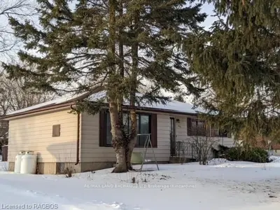 400 ELGIN Street, Kincardine, ON N2Z 2V5