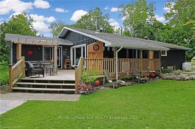 4 Steven Street, South Bruce Peninsula, On N0h 2t0