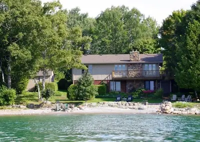 114 Roxborough Road, Meaford, On N0h 1b0
