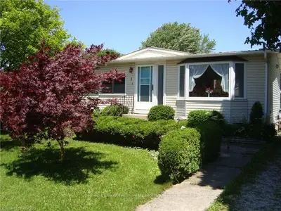 1 Lois Street, Kincardine, On N0g 2t0