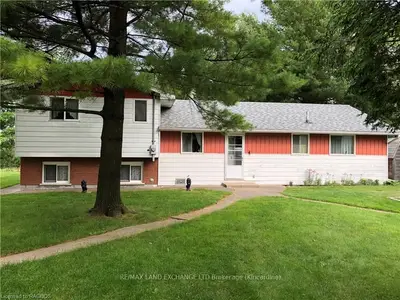 11 Macgregor Beach Road, Kincardine, On N2z 1j6