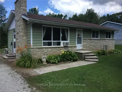 138464 Ledgerock Road, Georgian Bluffs, On N0h 2k0
