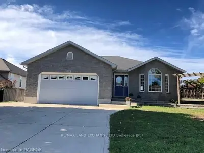 432 Peirson Avenue, Saugeen Shores, On N0h 2c1