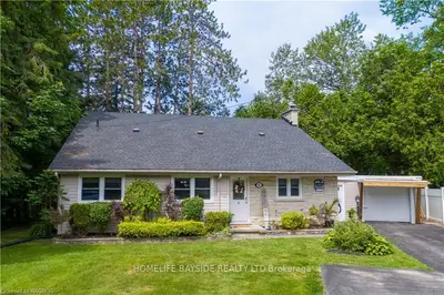 360 6th Avenue E, Owen Sound, On N4k 2t6