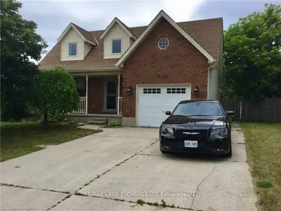 811 Bradford Street, Saugeen Shores, On N0h 2c4