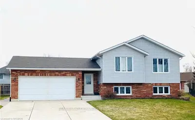 423 ST. CLAIR Court, Kincardine, ON N2Z 3B4