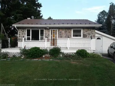215 Carney Street, Georgian Bluffs, On N4k 6v5
