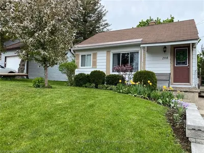 208 PRINCESS Street, Brockton, ON N0G 2V0