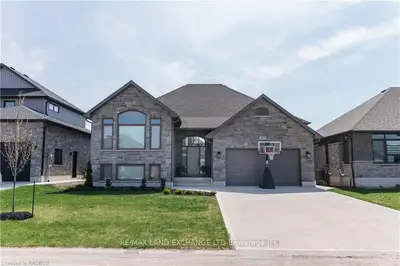 372 DEVONSHIRE Road, Saugeen Shores, ON N0H 2C3