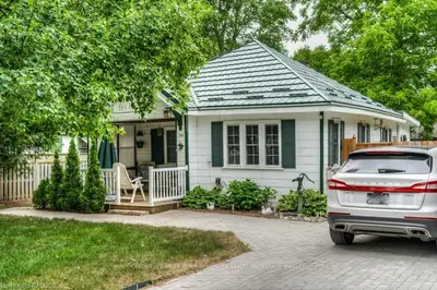 736 SHANTZ Street, Saugeen Shores, ON N0H 2C0