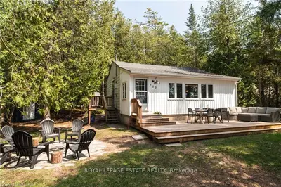 203 THIRD Avenue N, South Bruce Peninsula, ON N0H 2G0