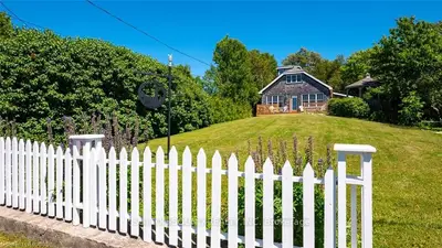 21 HARPUR Drive, Northern Bruce Peninsula, ON N0H 2R0