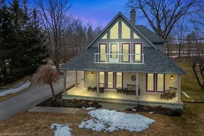 339718 PRESQU'ILE Road, Georgian Bluffs, ON N0H 1S0
