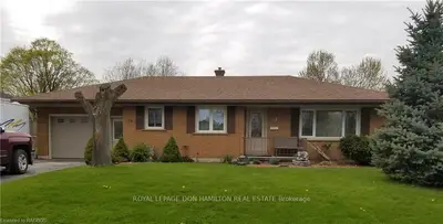39 Ellen Street, South Bruce, On N0g 2j0
